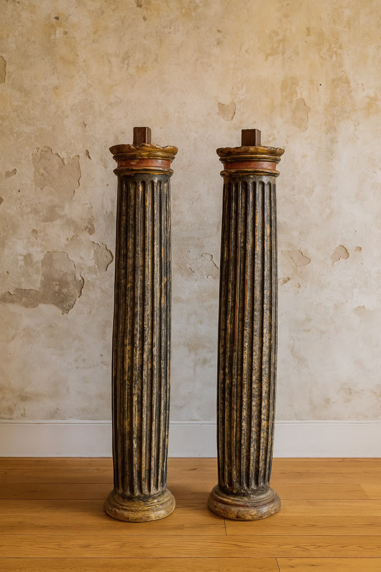 Pareja columnas policromadas estriadas. Portugal s XVIII